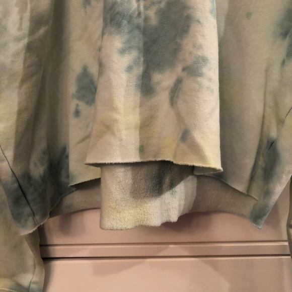 Women’s Wild Fable Cropped Hoodie - XL - Picture 2 of 9